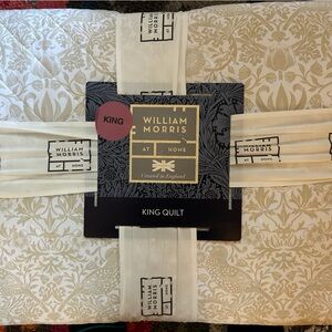 NWT William Morris King Quilt Strawberry Thief Natural